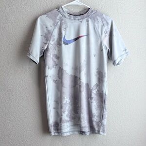 Men’s Nike Swim UPF 40+ Rash Guard Short Sleeve Swim Shirt Small